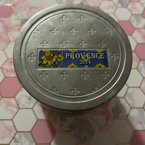 2/$25 Bath & Body Works Springtime in Provence (2014) - Picture 2 of 5